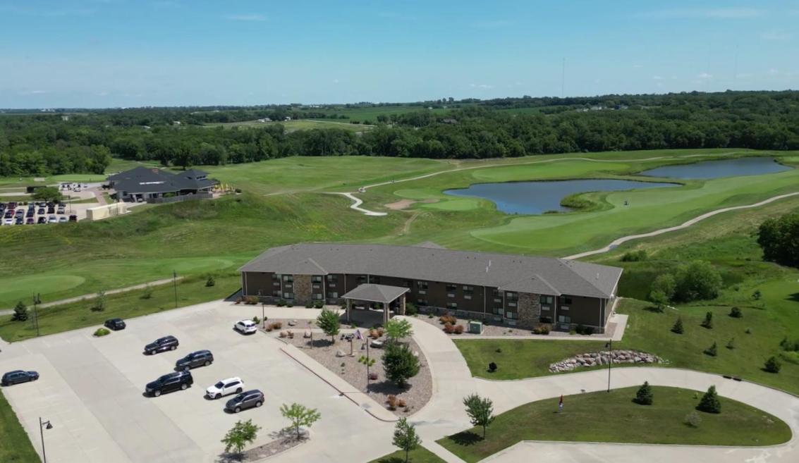 Qube Hotel - Polk City Exterior photo